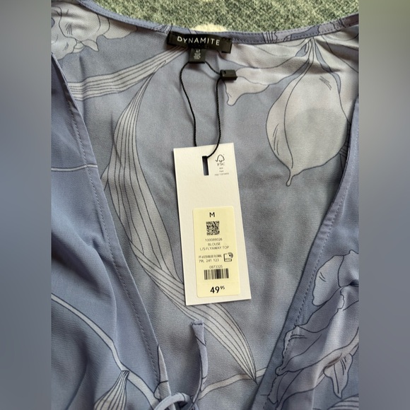 Dynamite Sheer Blouse Flyaway Top - Picture 4 of 7